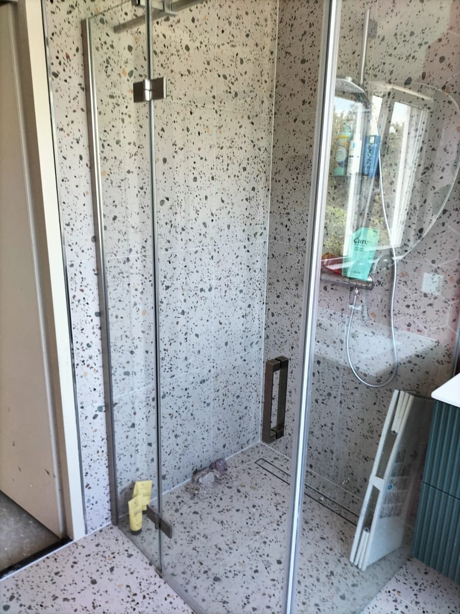 Inloopdouche met glazen wand